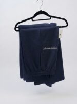 logos Images are for display purposes only. Material: Premium Interlock Fabric. كل منتجاتنا ساده لايوجد عليها اسم البراند الصور عينات لعرض المنتج فقط الخامه انترلك فاخر